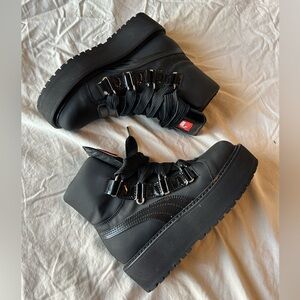 Puma x Fenty Sneaker Boots